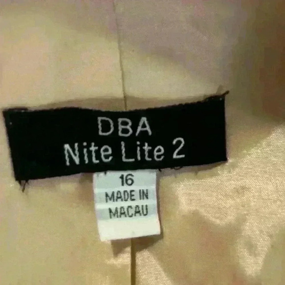 Women’s Mauve DBA Blazer - Picture 3 of 8